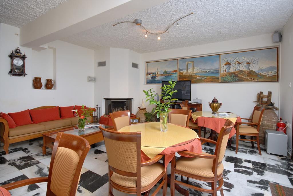 Naxos City Barbouni Hotel & Studios מראה חיצוני תמונה