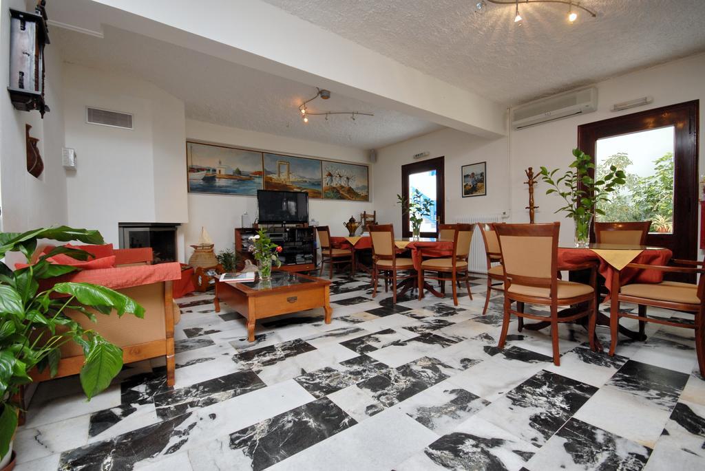 Naxos City Barbouni Hotel & Studios מראה חיצוני תמונה